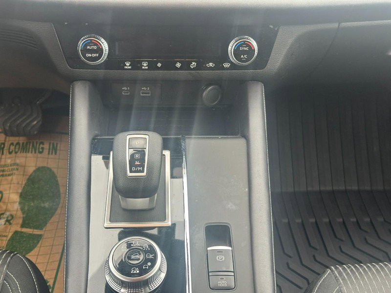 2024 Mitsubishi Outlander ES - Photo 15