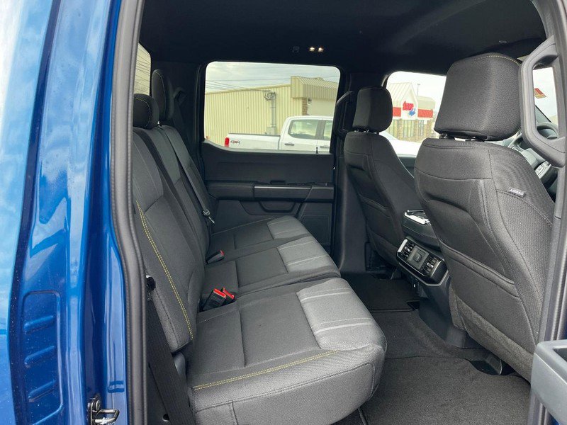 2025 Ford F-150 STX photo 4