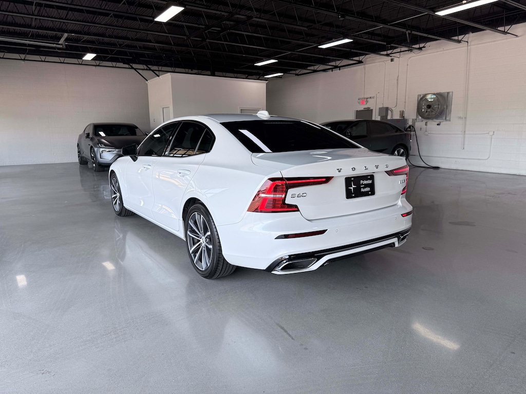 Used 2022 Volvo S60 B5 Momentum Sedan