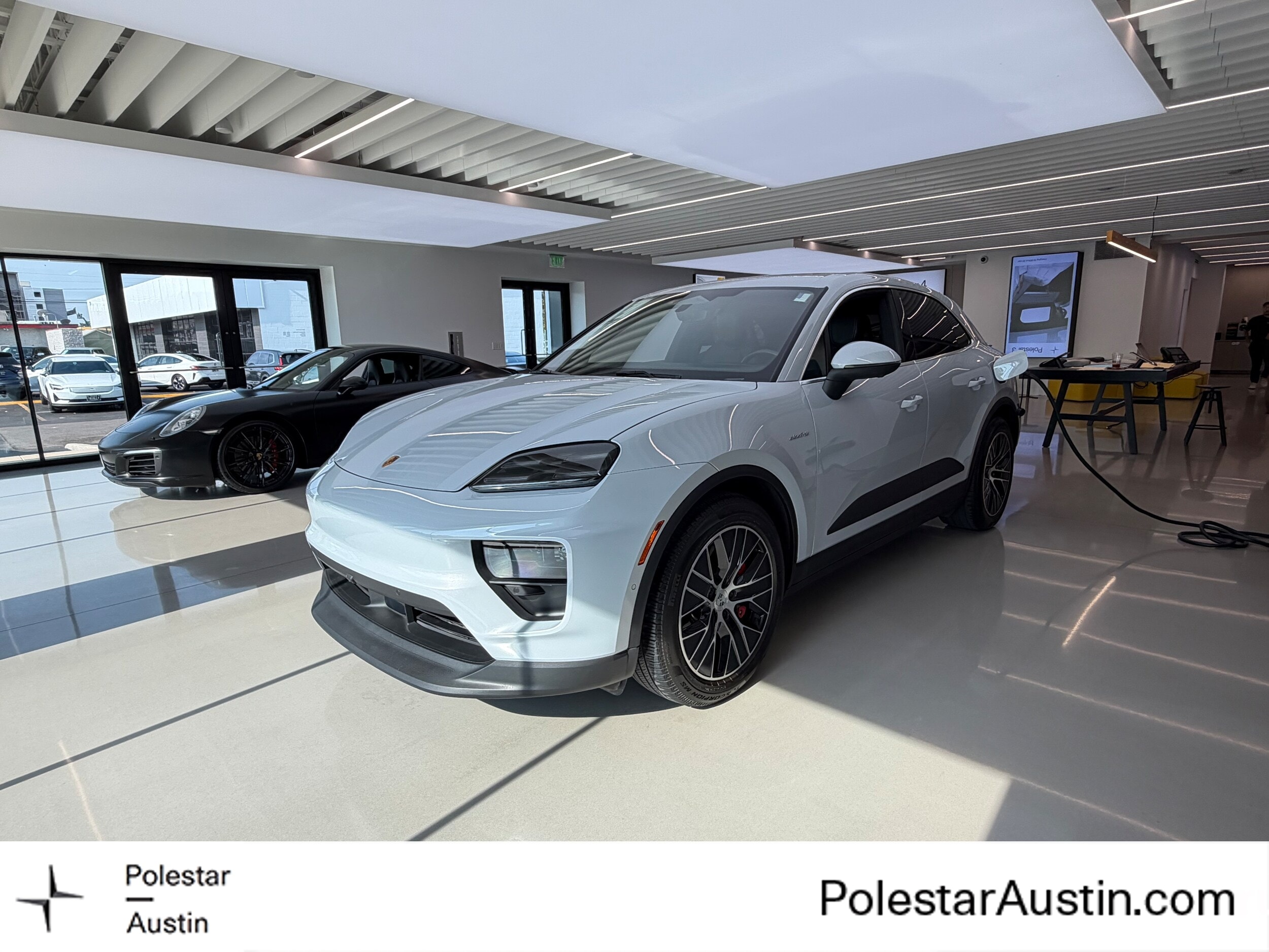 Used 2025 Porsche Macan S with VIN WP1AB2XA9SL150033 for sale in Austin, TX