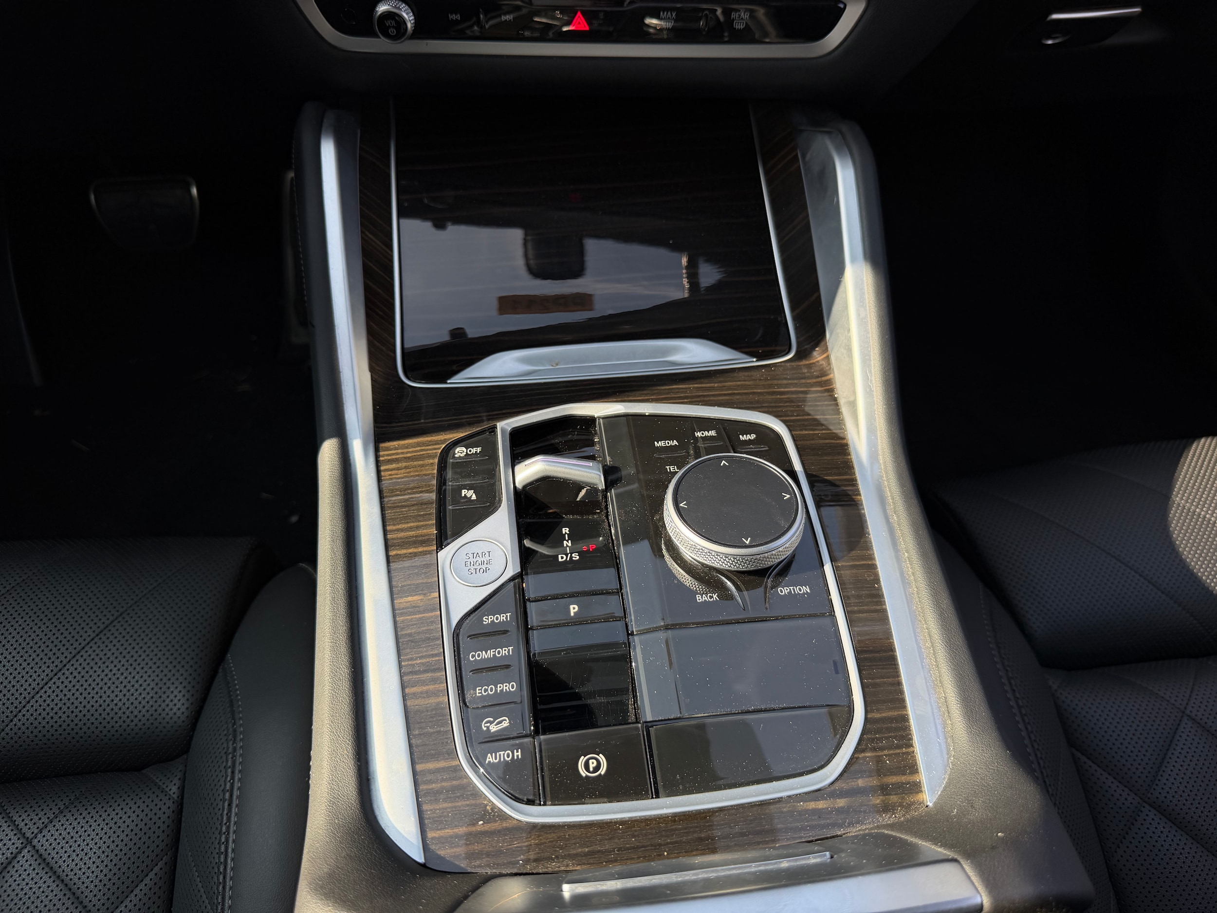 2025 BMW X6 40i - Photo 16