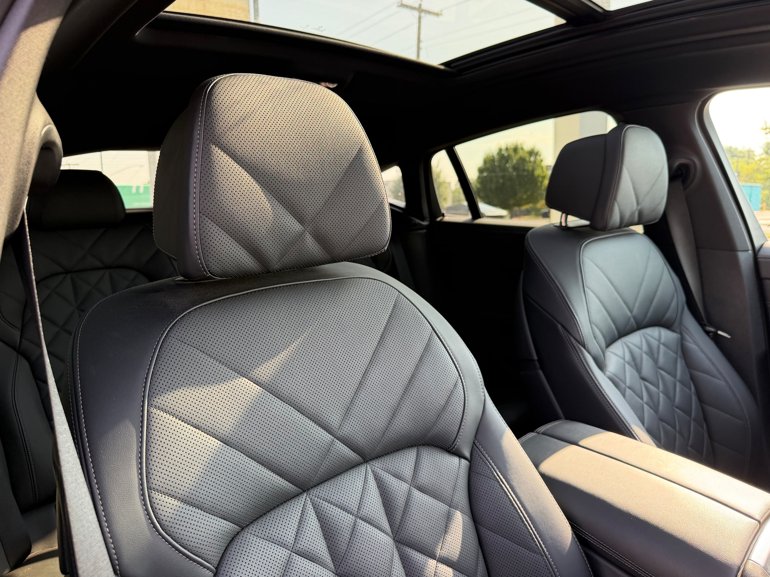 2025 BMW X6 40i - Photo 11