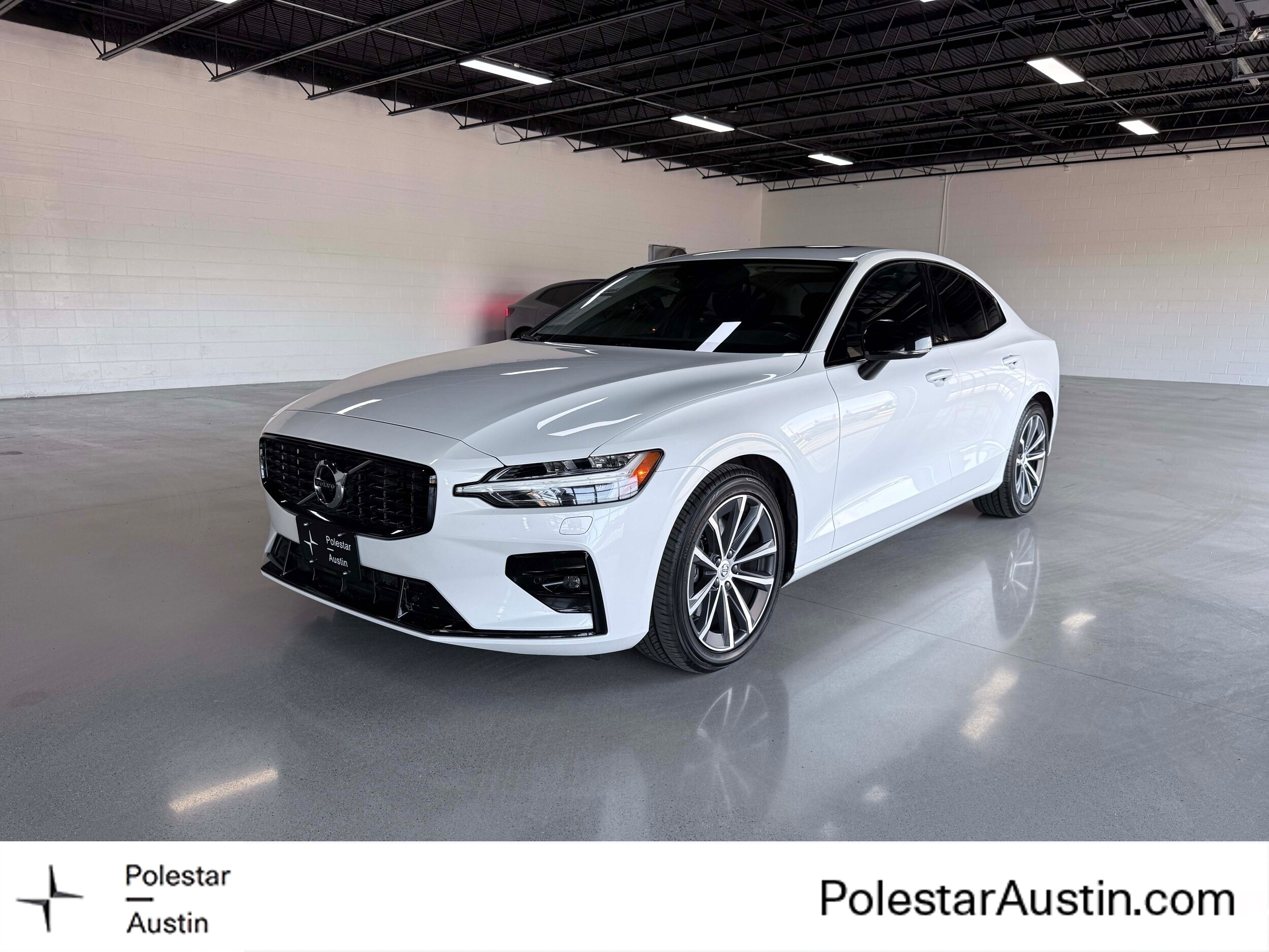 2022 Volvo S60 Sedan 