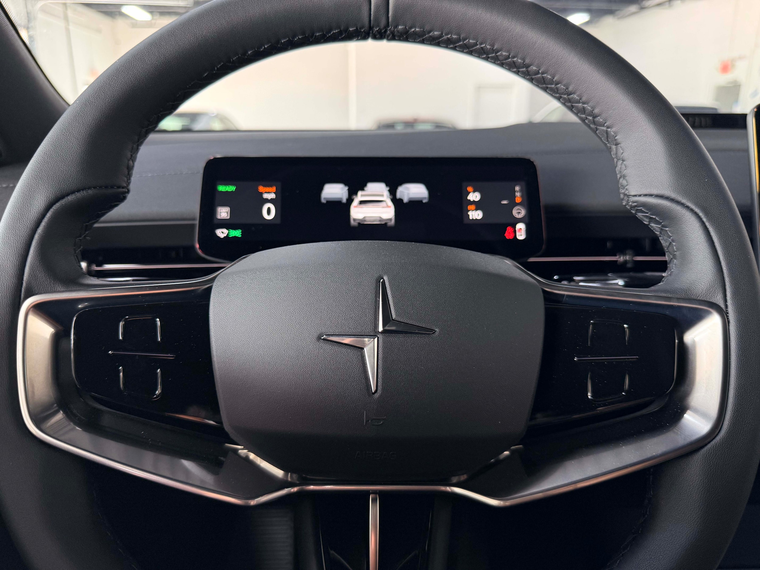 2025 Polestar 3 - Photo 19