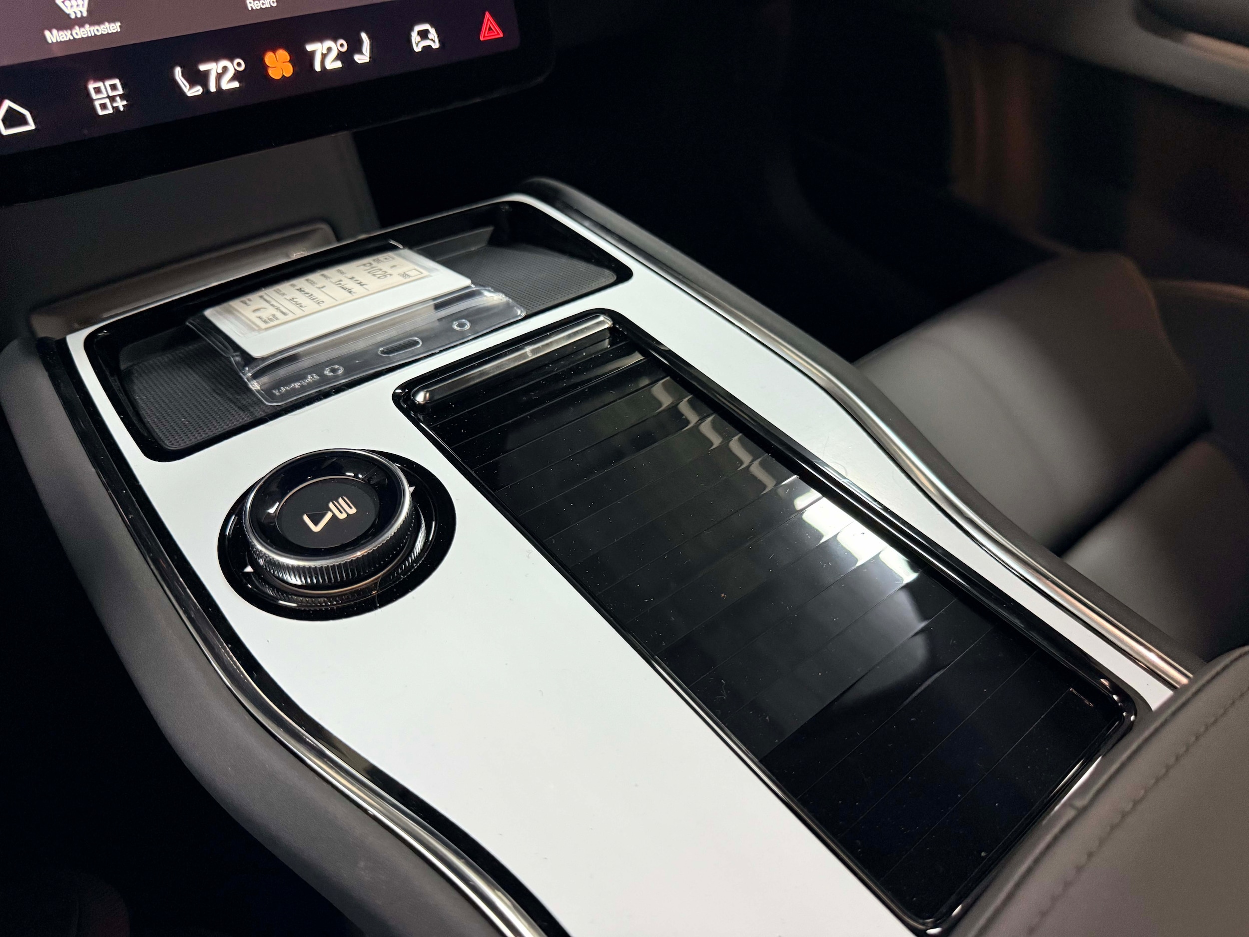 2025 Polestar 3 - Photo 24