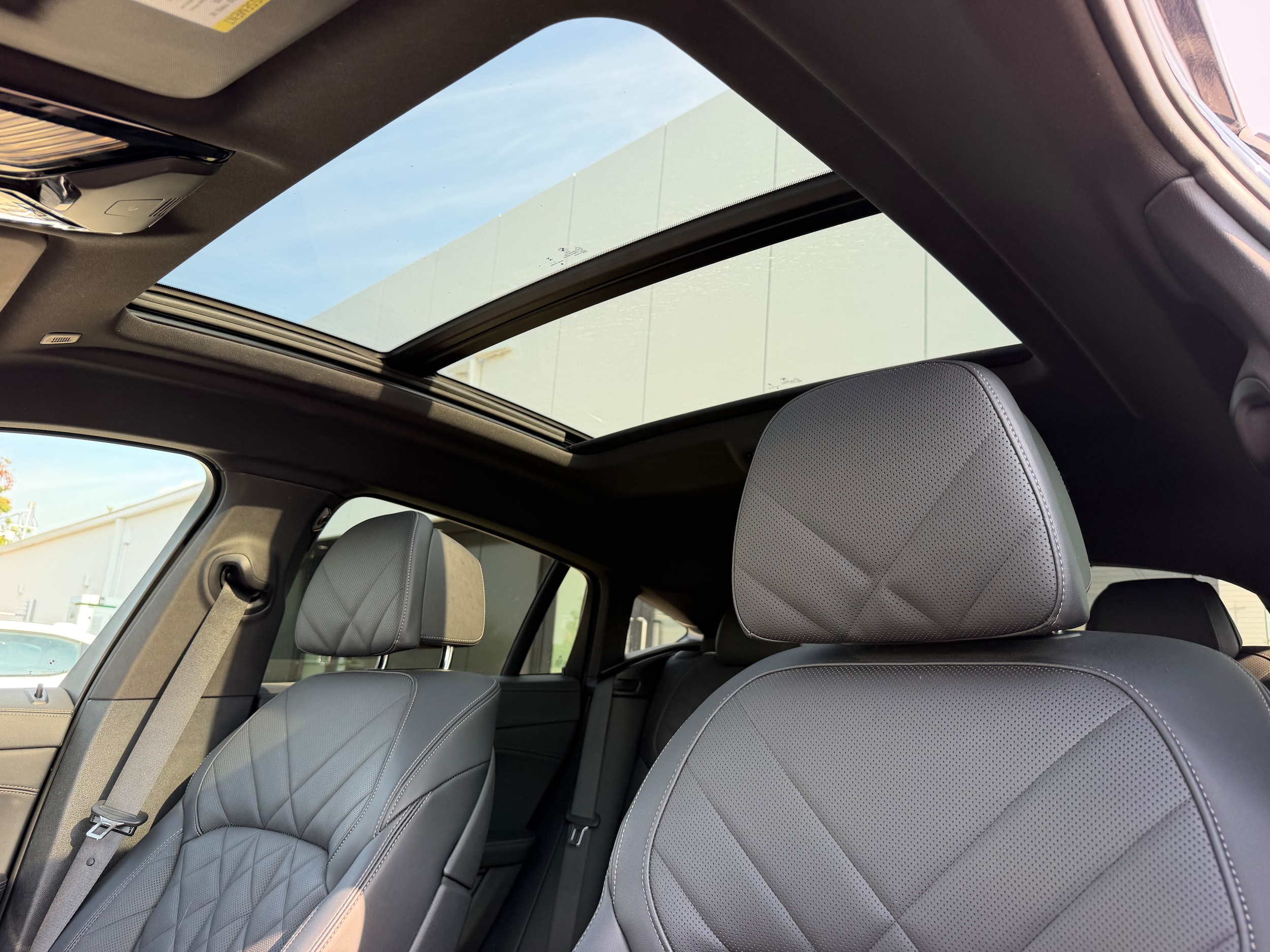 2025 BMW X6 40i - Photo 24
