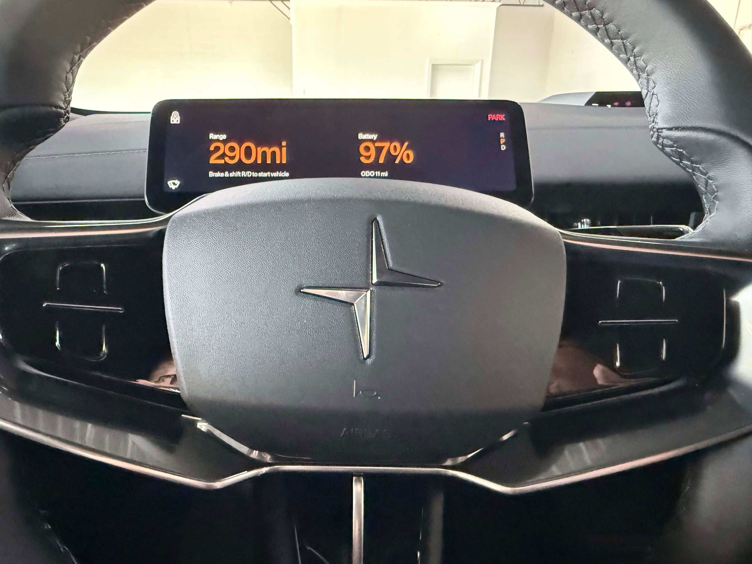 2025 Polestar 3 - Photo 19
