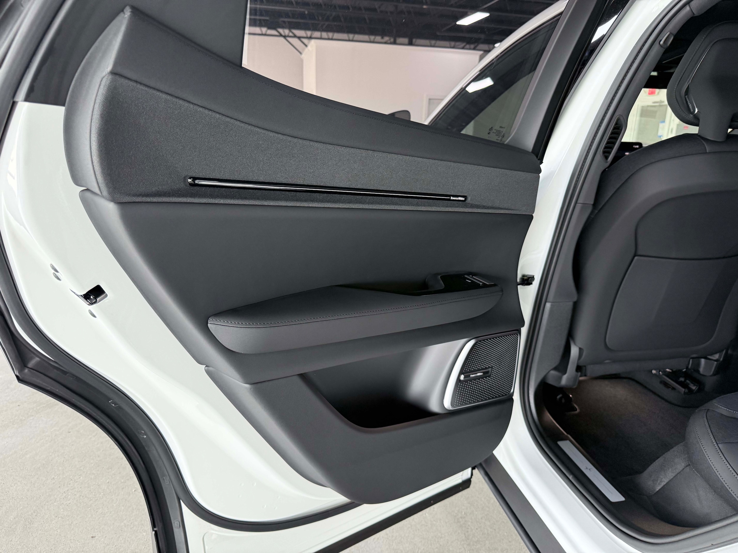 2025 Polestar 3 Plus - Photo 15
