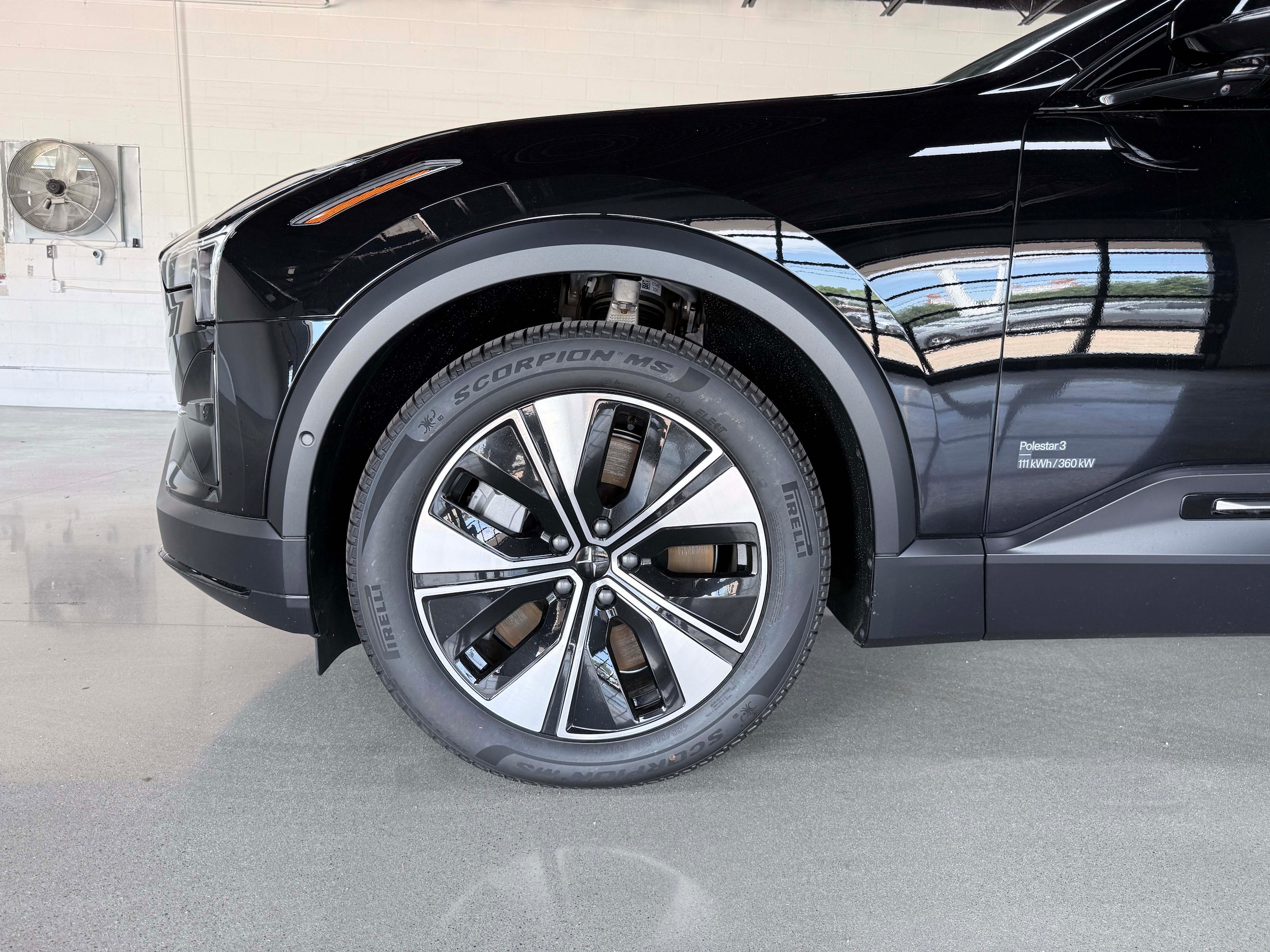2025 Polestar 3 - Photo 10