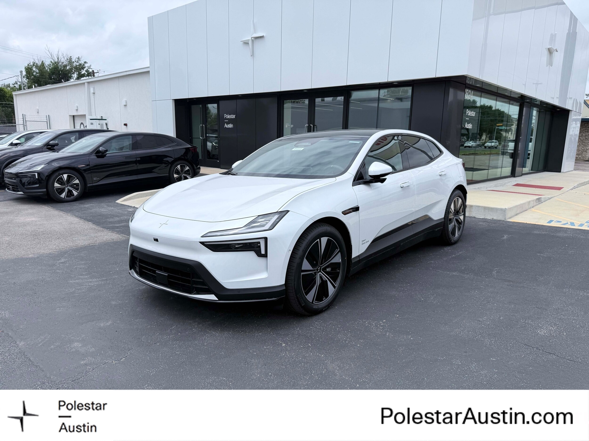 2026 Polestar 4 LRSM's photo