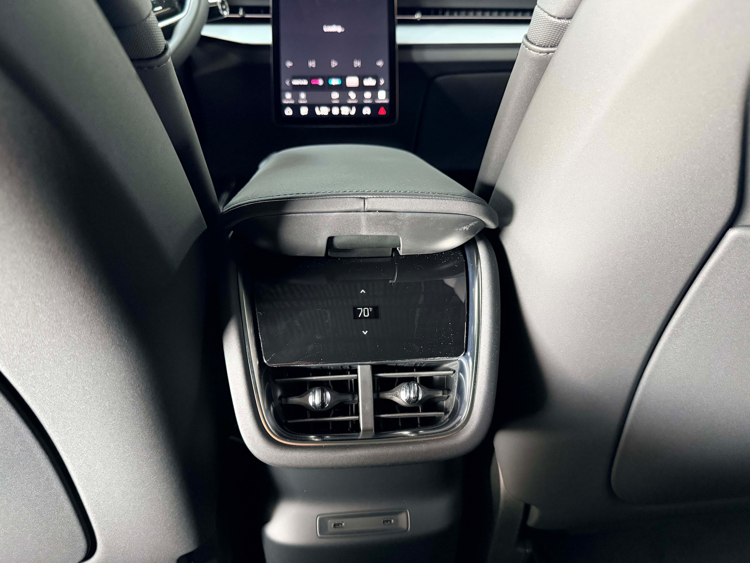 2025 Polestar 3 - Photo 17