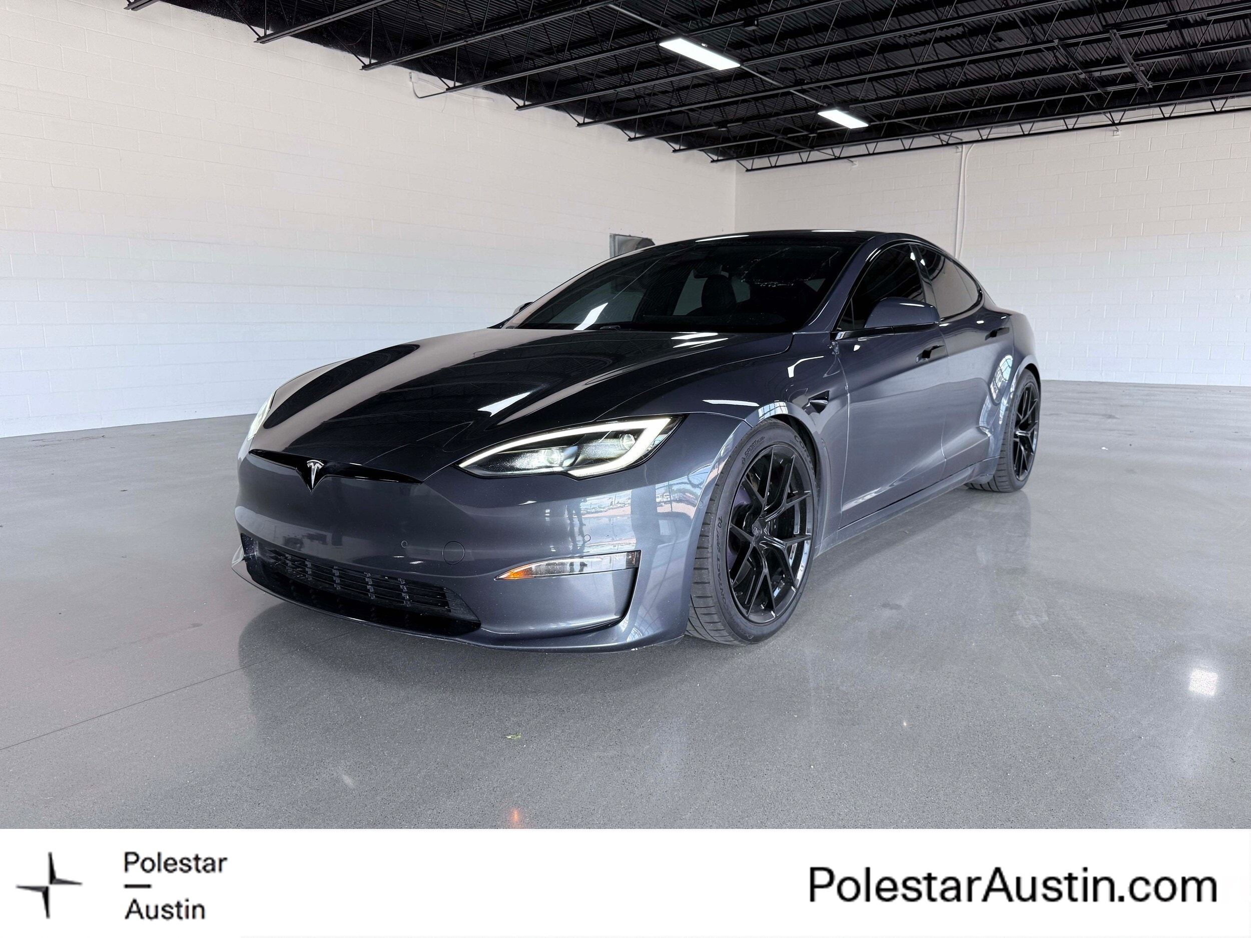2022 Tesla Model S Plaid's photo