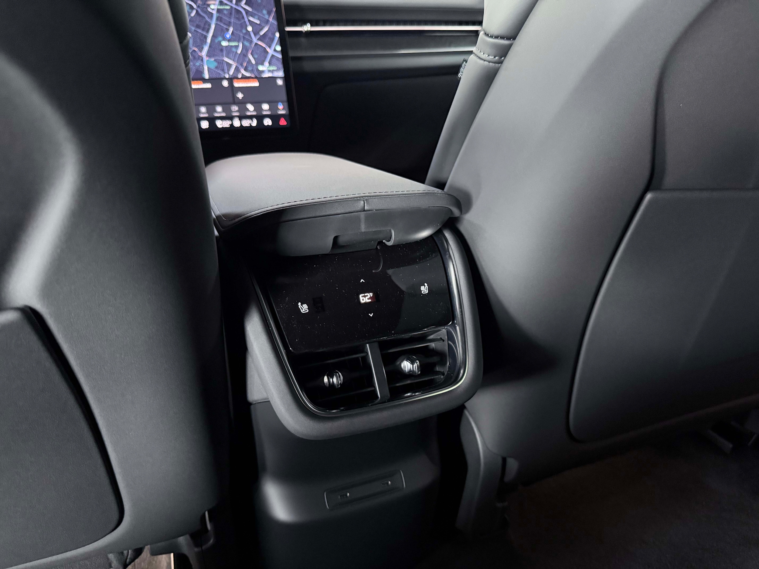 2025 Polestar 3 Plus - Photo 16