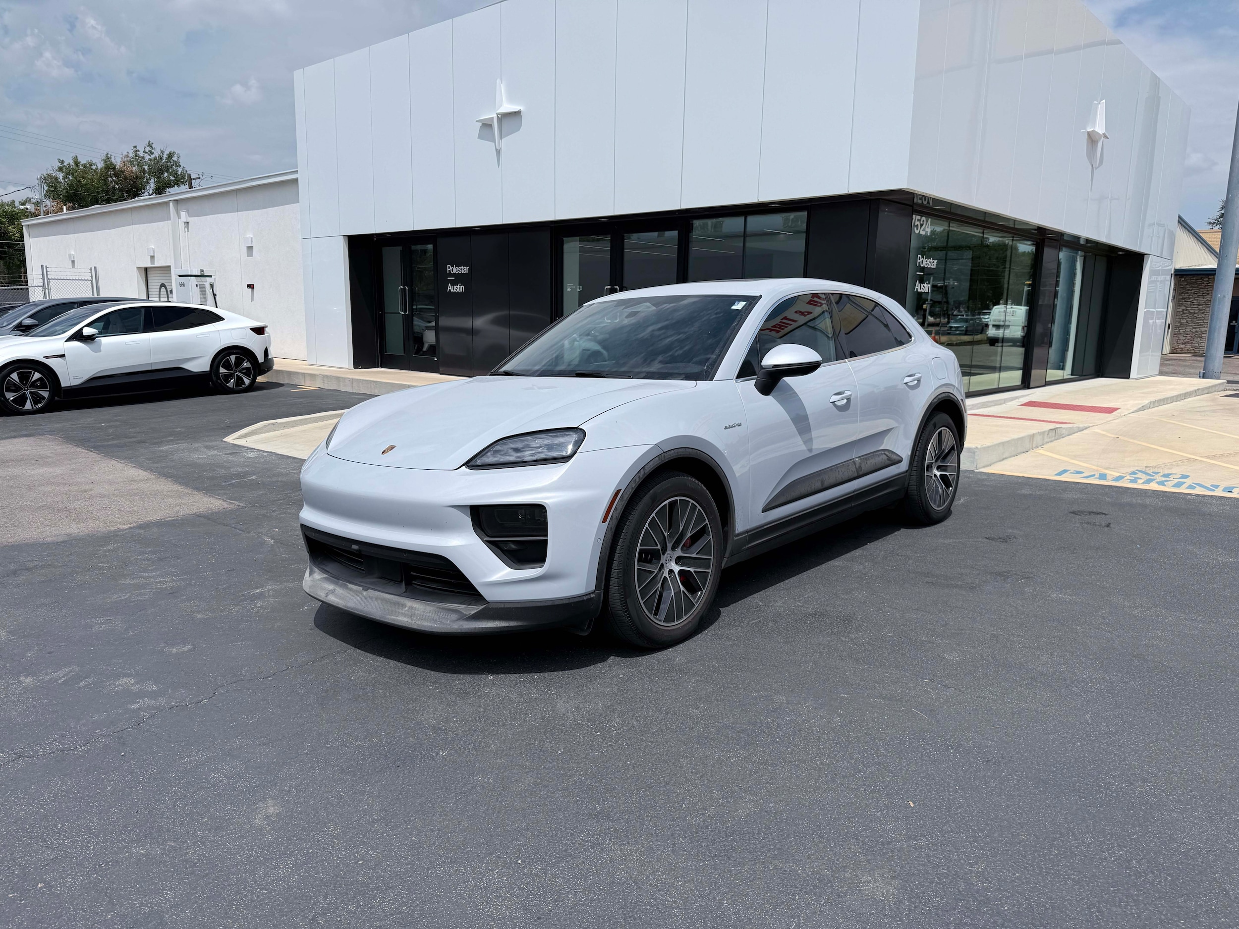 Used 2025 Porsche Macan S with VIN WP1AB2XA9SL150033 for sale in Austin, TX
