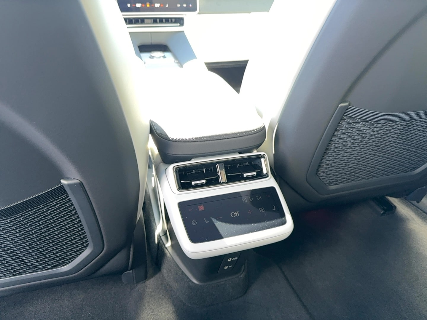 2026 Polestar 4 Base - Photo 16
