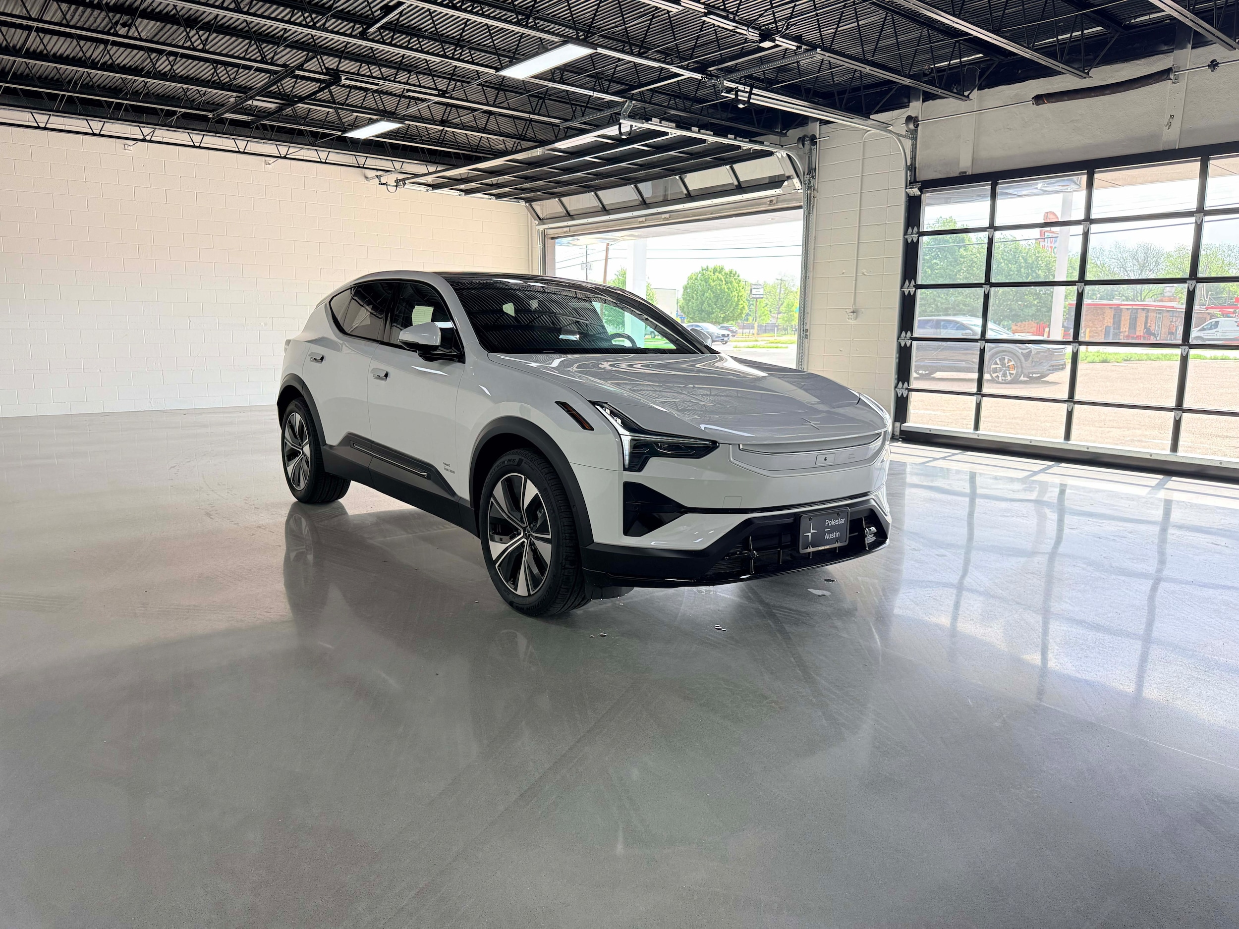 2025 Polestar 3 - Photo 9