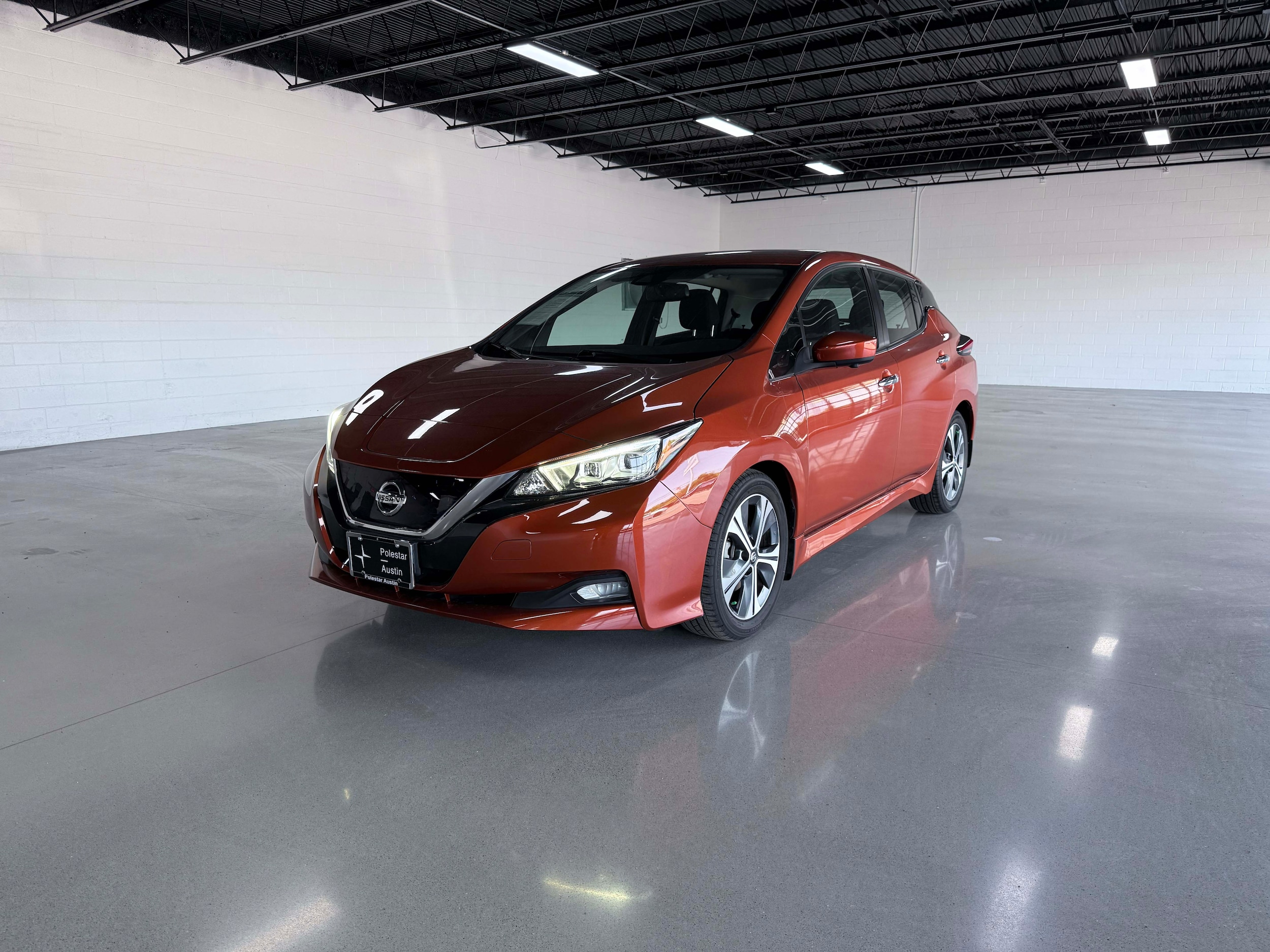 Used 2022 Nissan LEAF SV with VIN 1N4AZ1CVXNC552575 for sale in Austin, TX