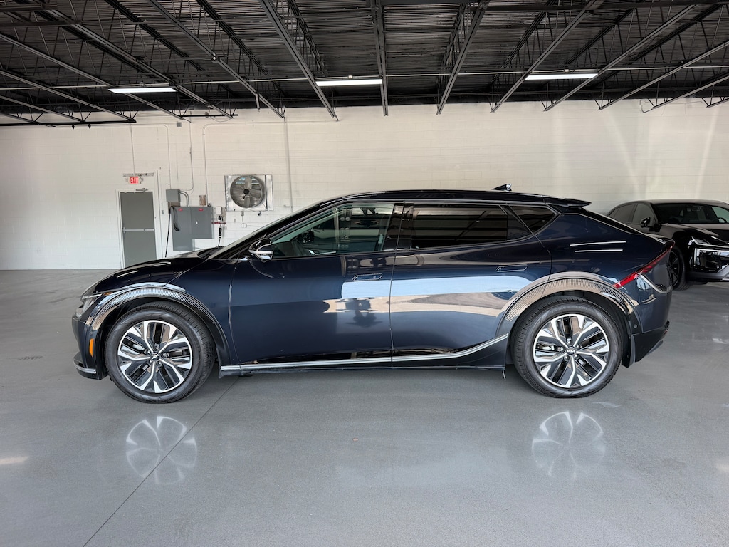 Used 2022 Kia EV6 Wind SUV