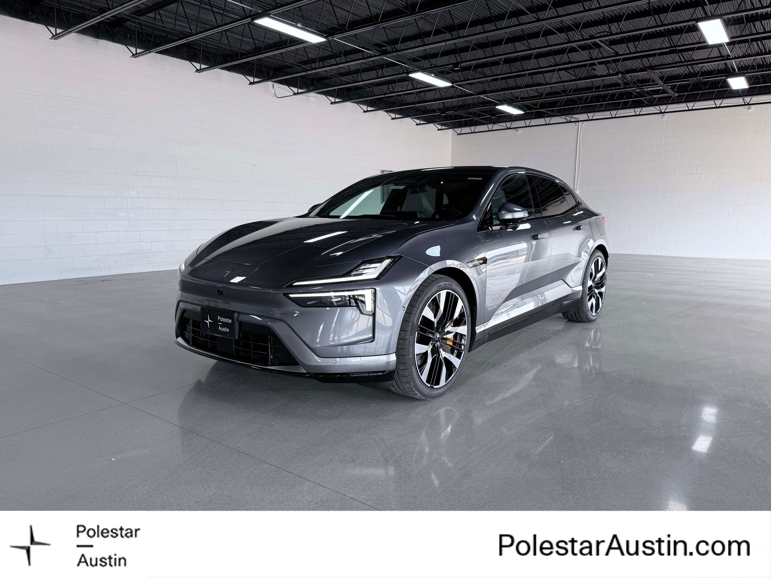 2026 Polestar 4 LRDM's photo