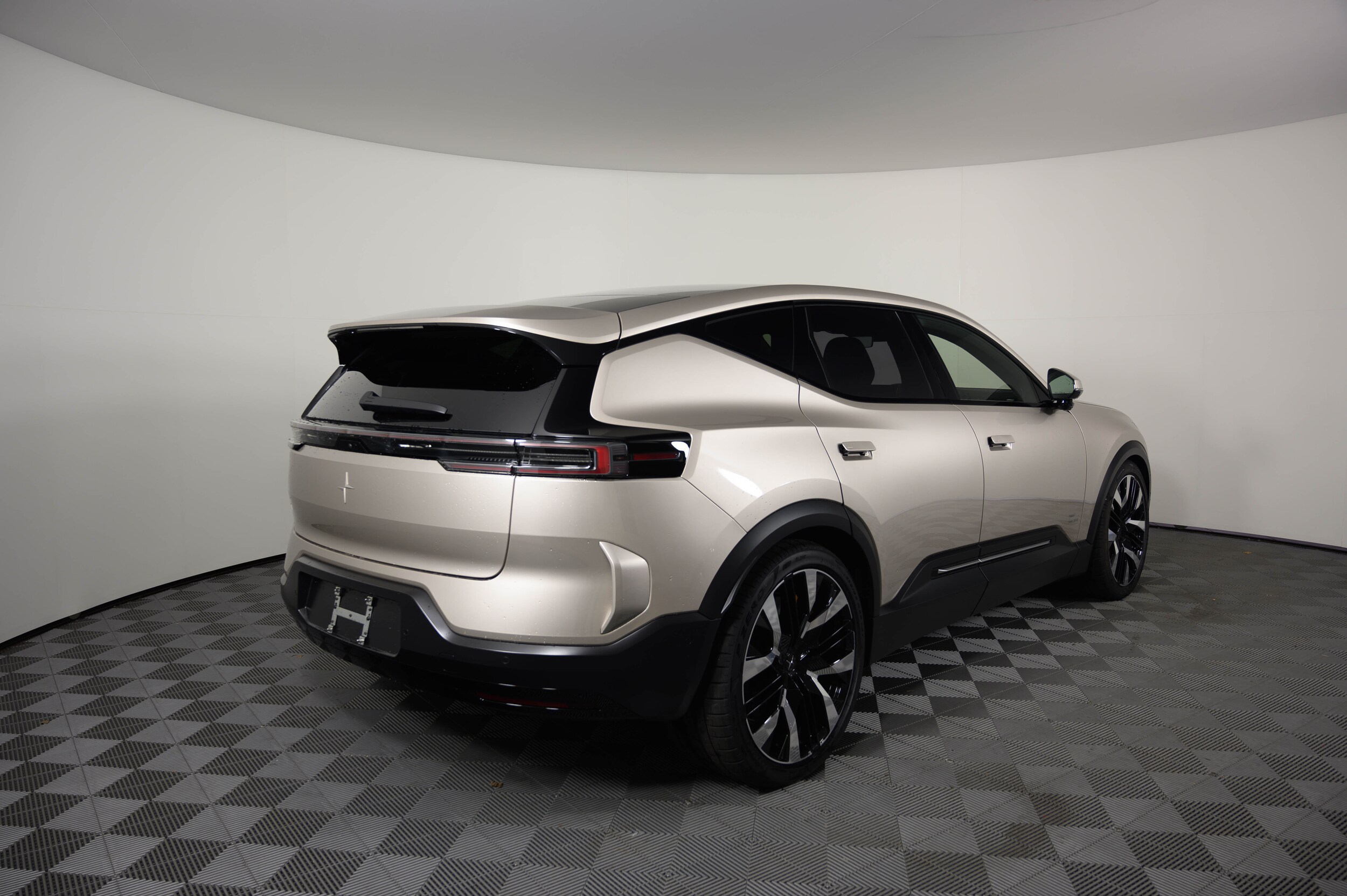 2025 Polestar Polestar 3 photo 3