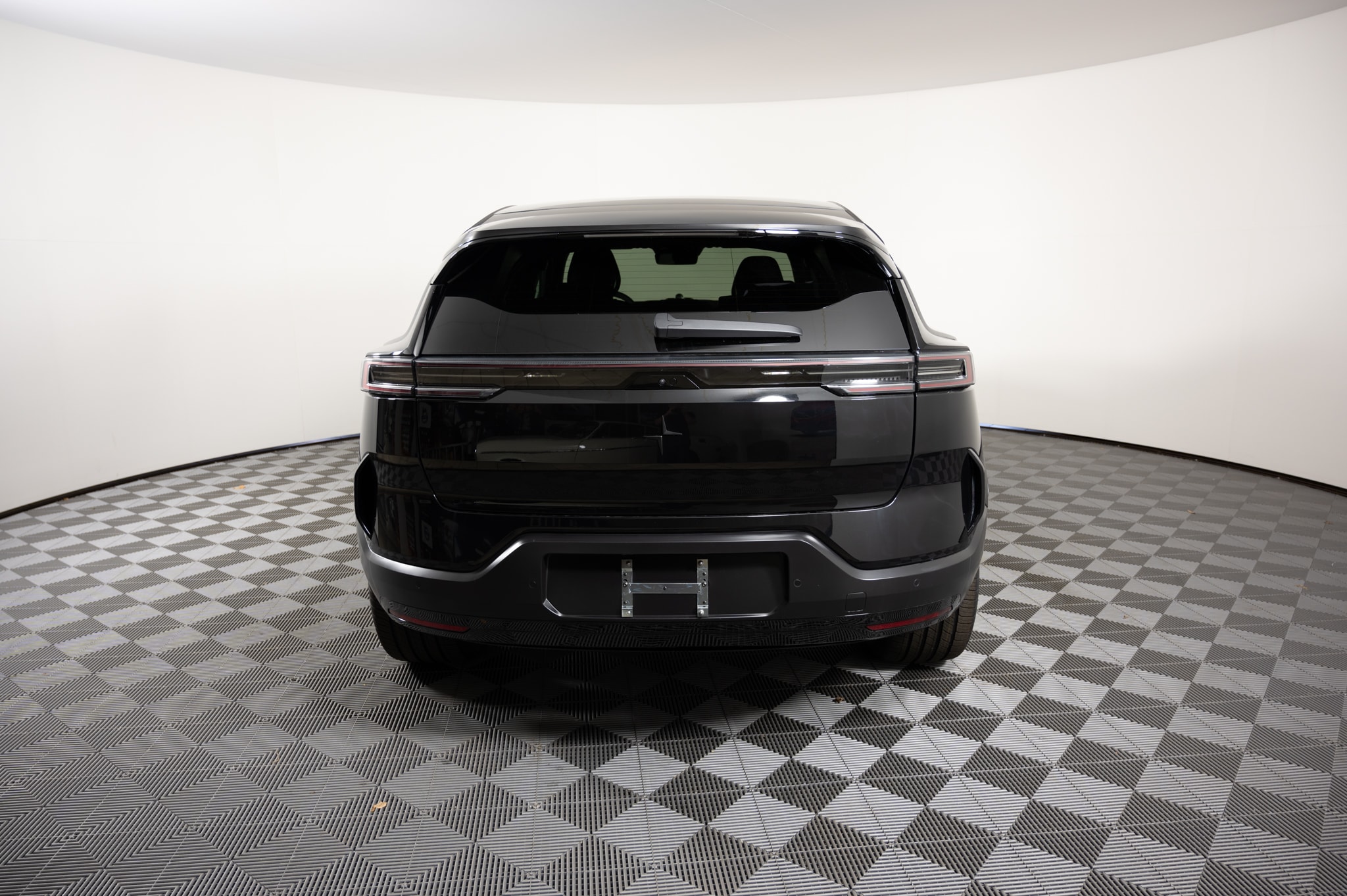 2025 Polestar 3 Plus - Photo 16
