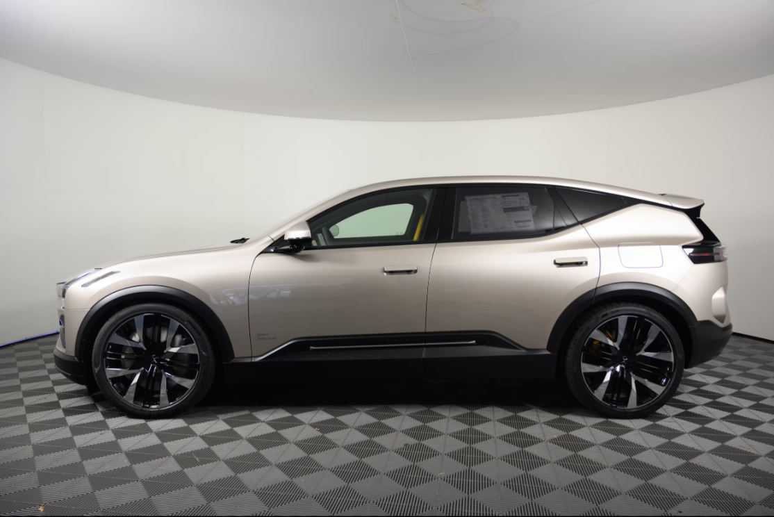 2025 Polestar 3 Performance - Photo 18