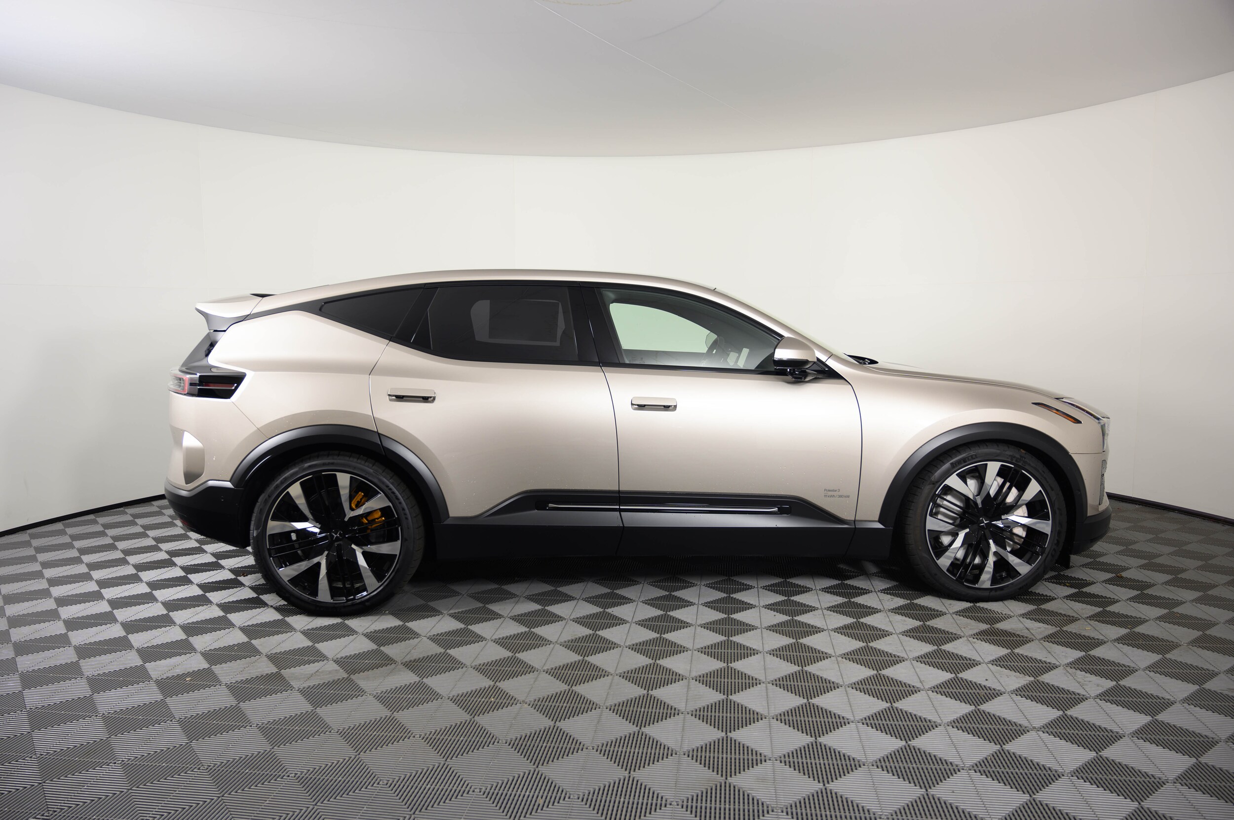 2025 Polestar Polestar 3 photo 4