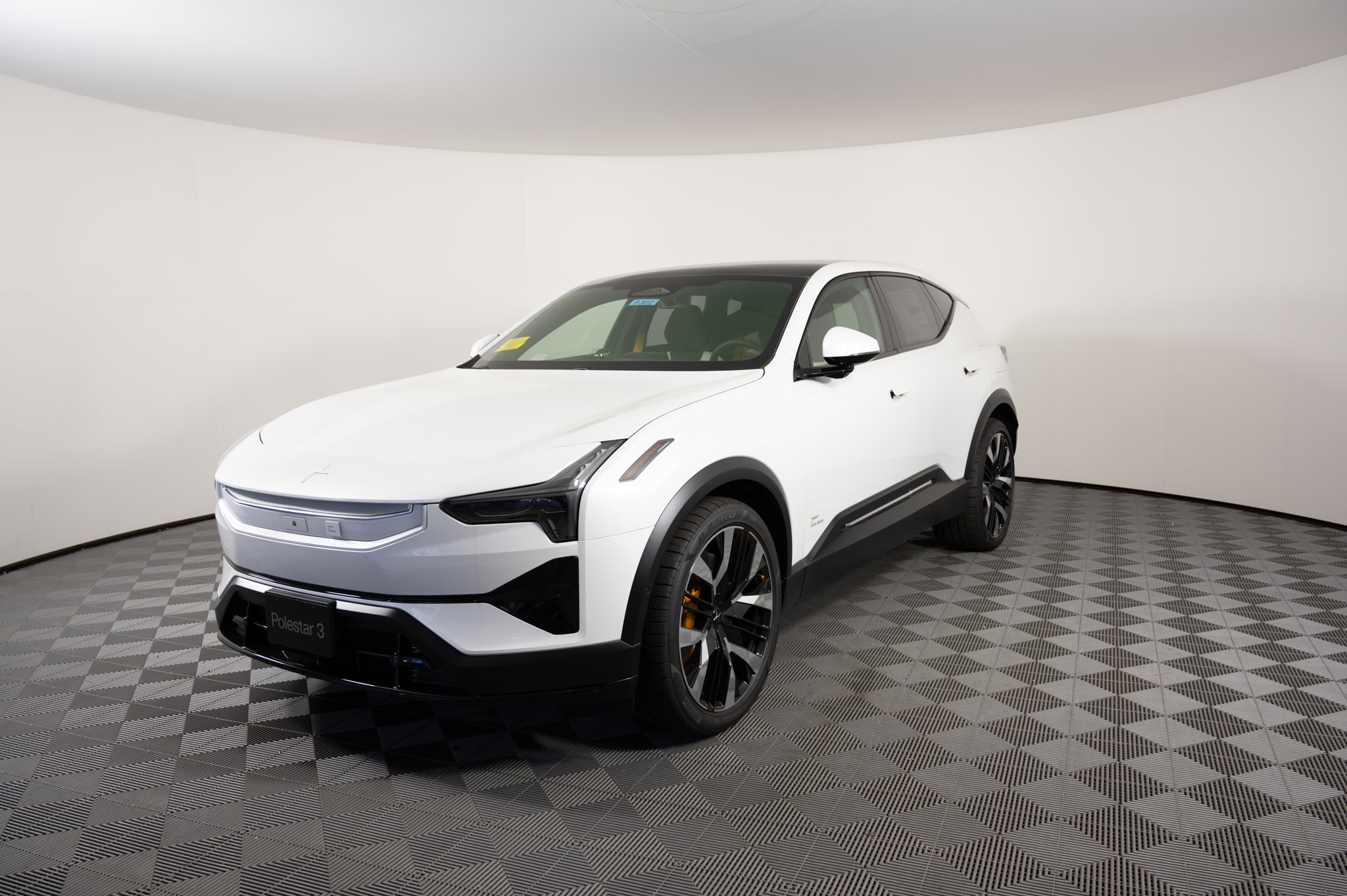 2025 Polestar 3 Performance's photo