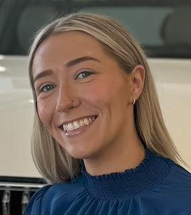 Staff member Kaylee McCarthy from ID_264438