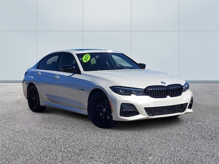 2022 BMW 3 Series 330e iPerformance Sedan