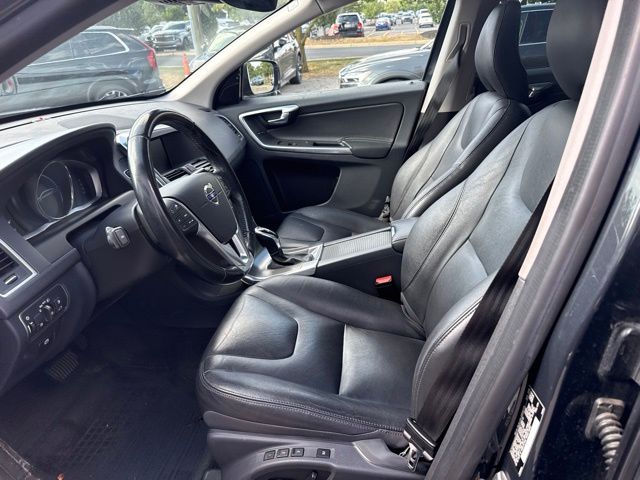 2016 Volvo XC60 T6 Platinum - Photo 8