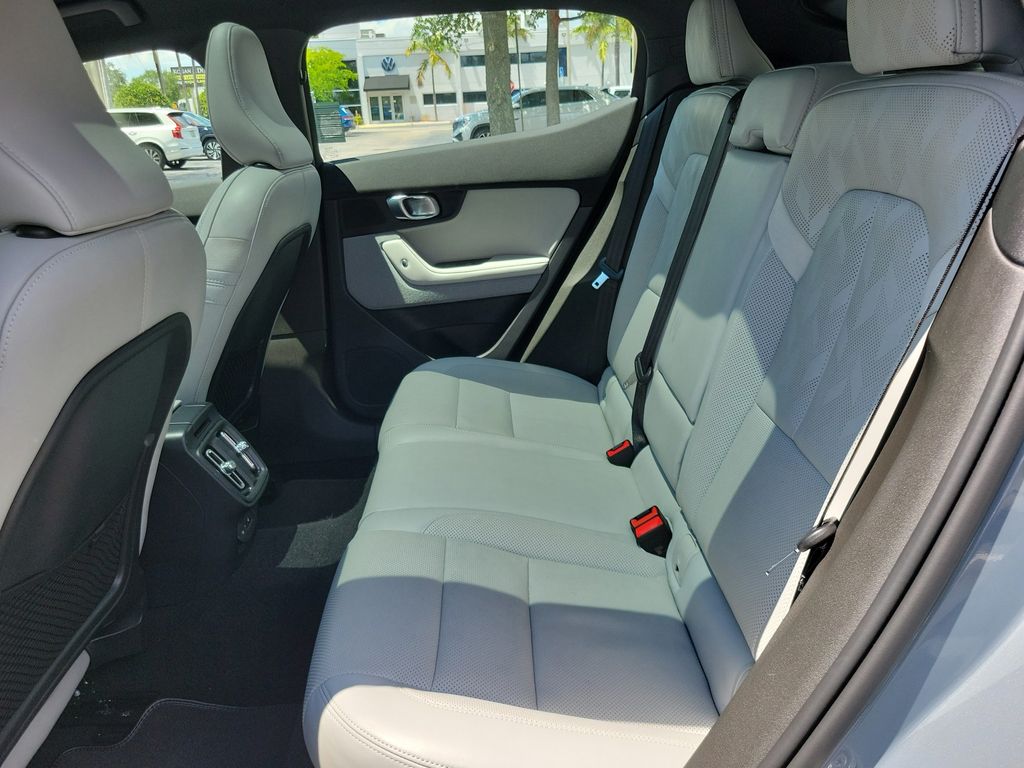 2023 Polestar 2 Plus - Photo 8