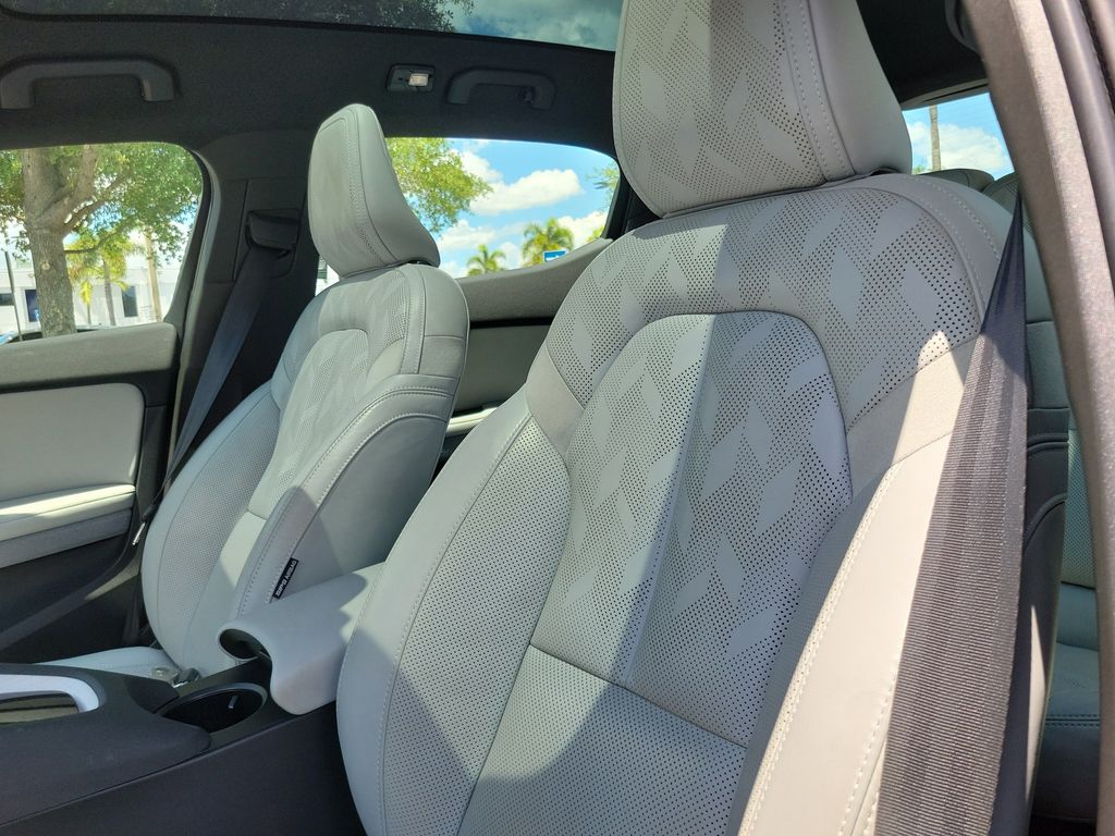 2023 Polestar 2 Plus - Photo 13