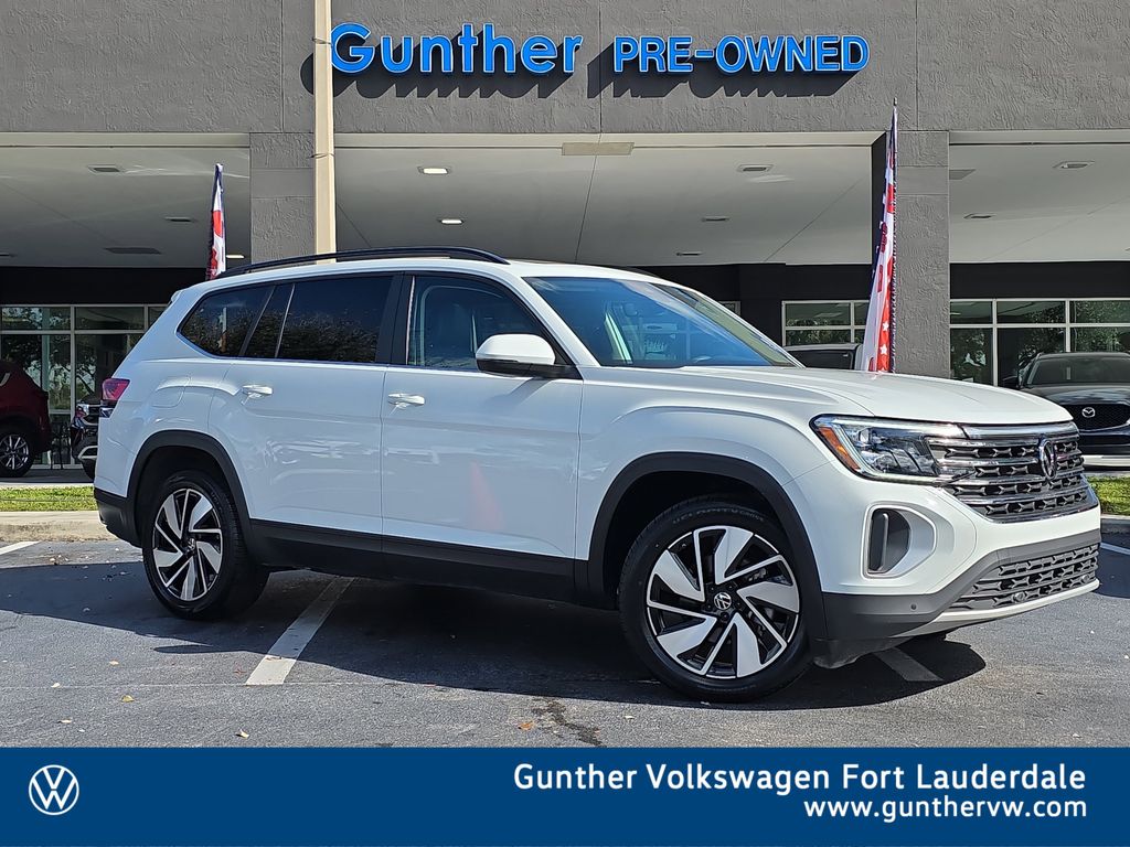 2024 Volkswagen Atlas SE w/Tech