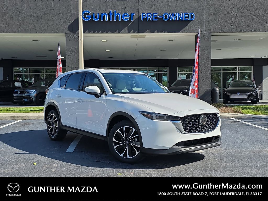 2023 Mazda CX-5 S Premium package