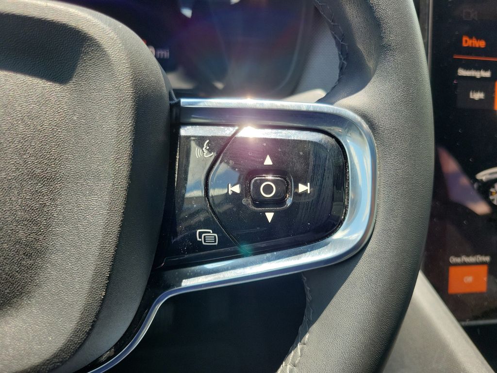 2023 Polestar 2 Plus - Photo 22