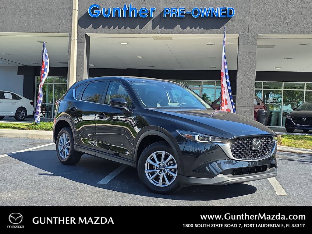 2023 Mazda CX-5 S Preferred package
