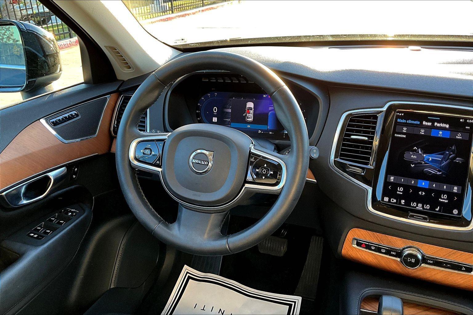 2023 Volvo XC90 Plus - Photo 7