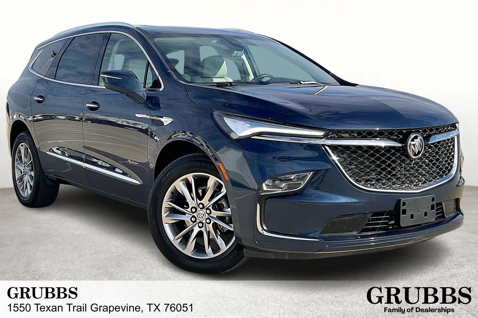 2023 Buick Enclave Avenir's photo