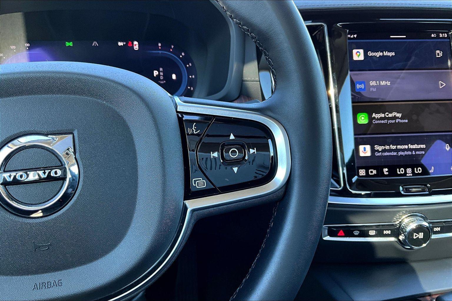 2024 Volvo S60 Ultimate - Photo 27