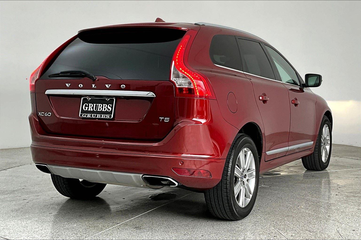 2017 Volvo XC60 Inscription photo 2