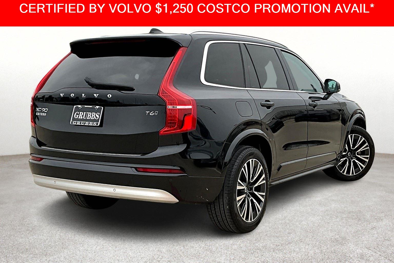 2022 Volvo XC90 T6 Momentum photo 2