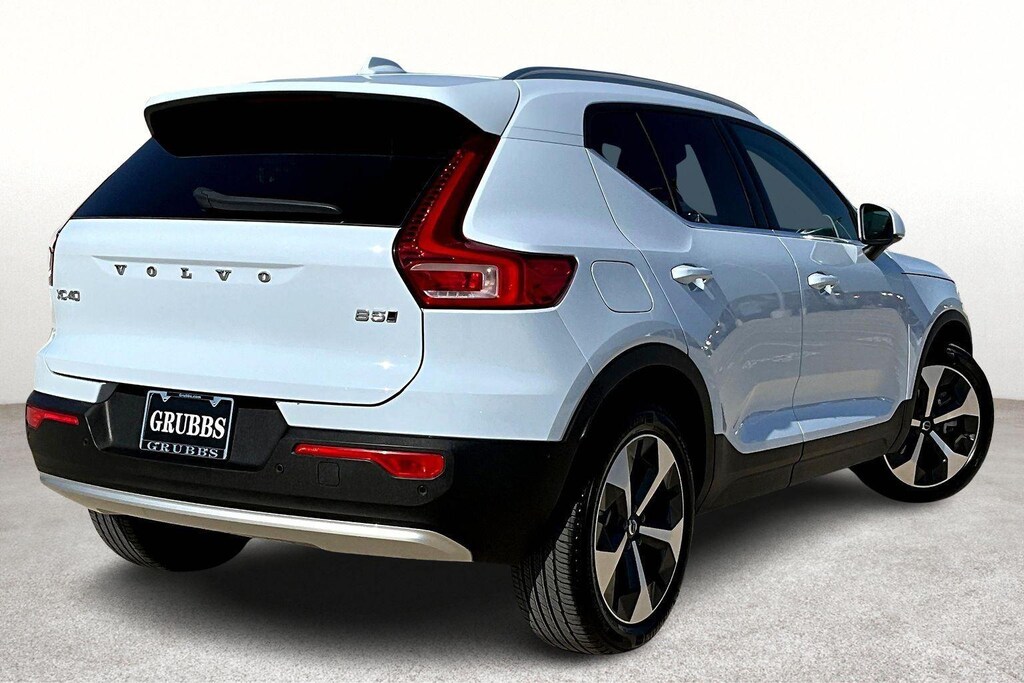 Used 2025 Volvo XC40 Plus Bright Theme SUV