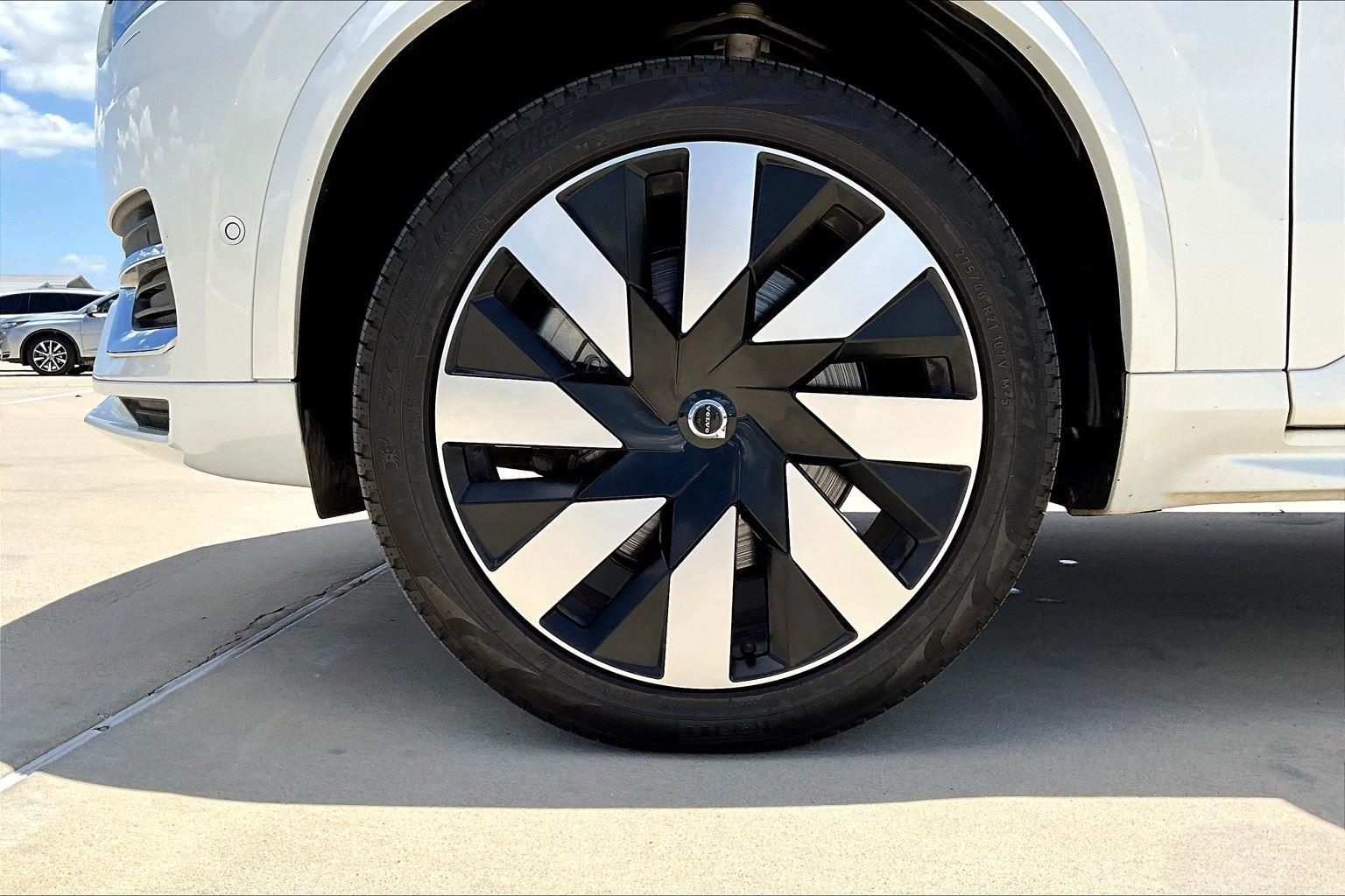 2024 Volvo XC90 Ultimate - Photo 11