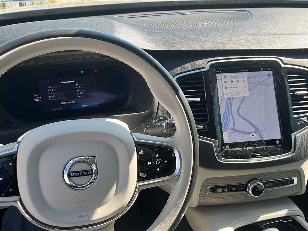2024 Volvo XC90 Plus photo 3