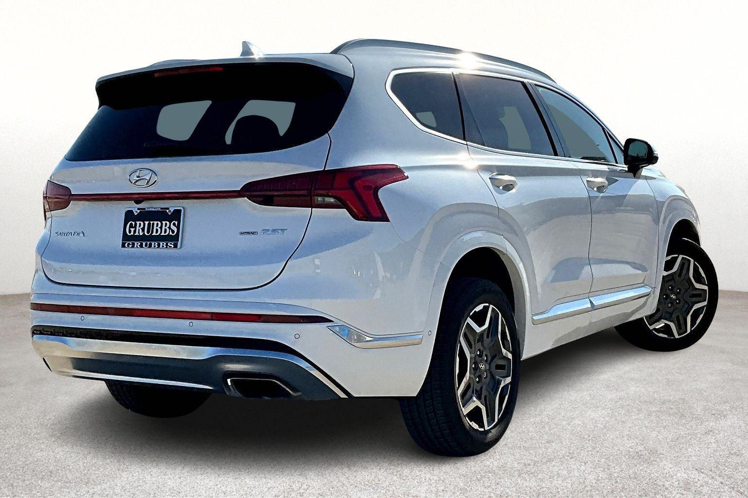 2021 Hyundai Santa Fe Calligraphy photo 2