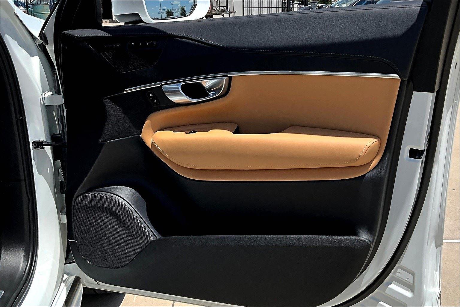 2024 Volvo XC90 Ultimate - Photo 24