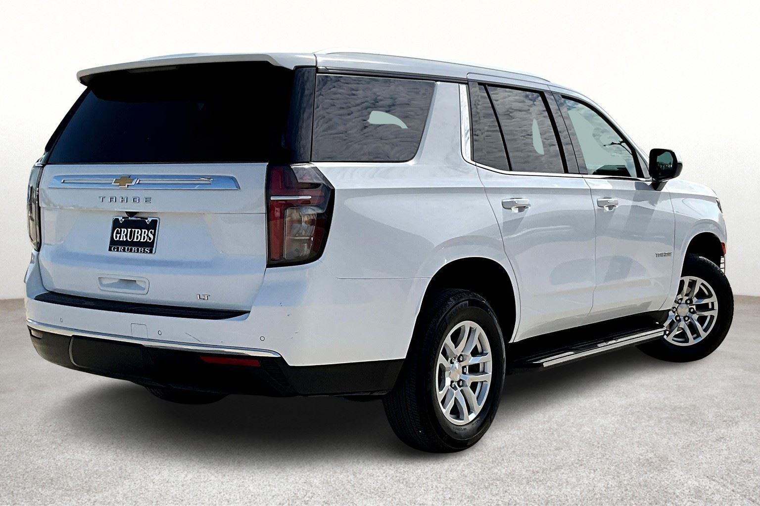 2024 Chevrolet Tahoe LT photo 2