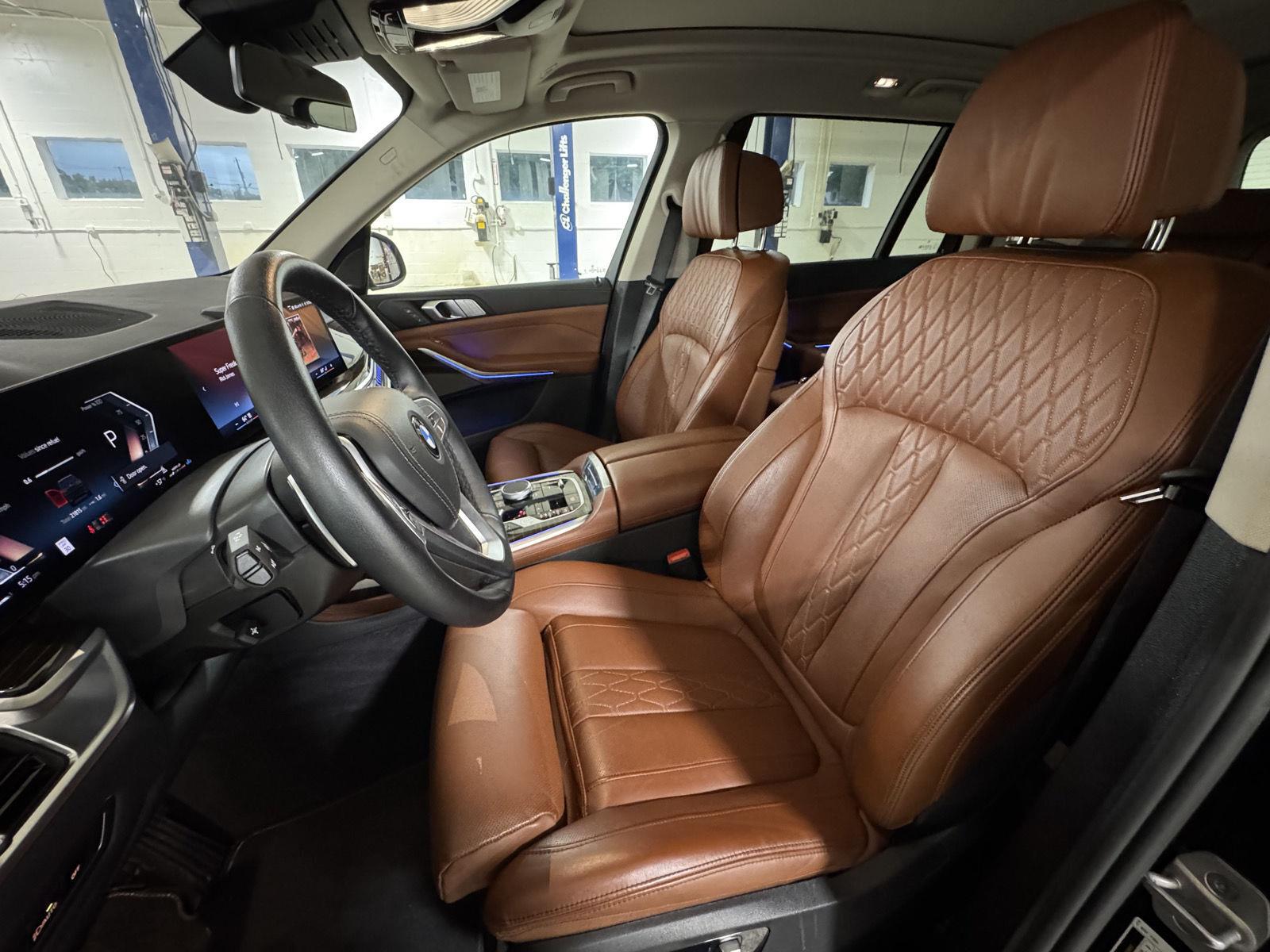 2026 BMW X7 40i - Photo 10