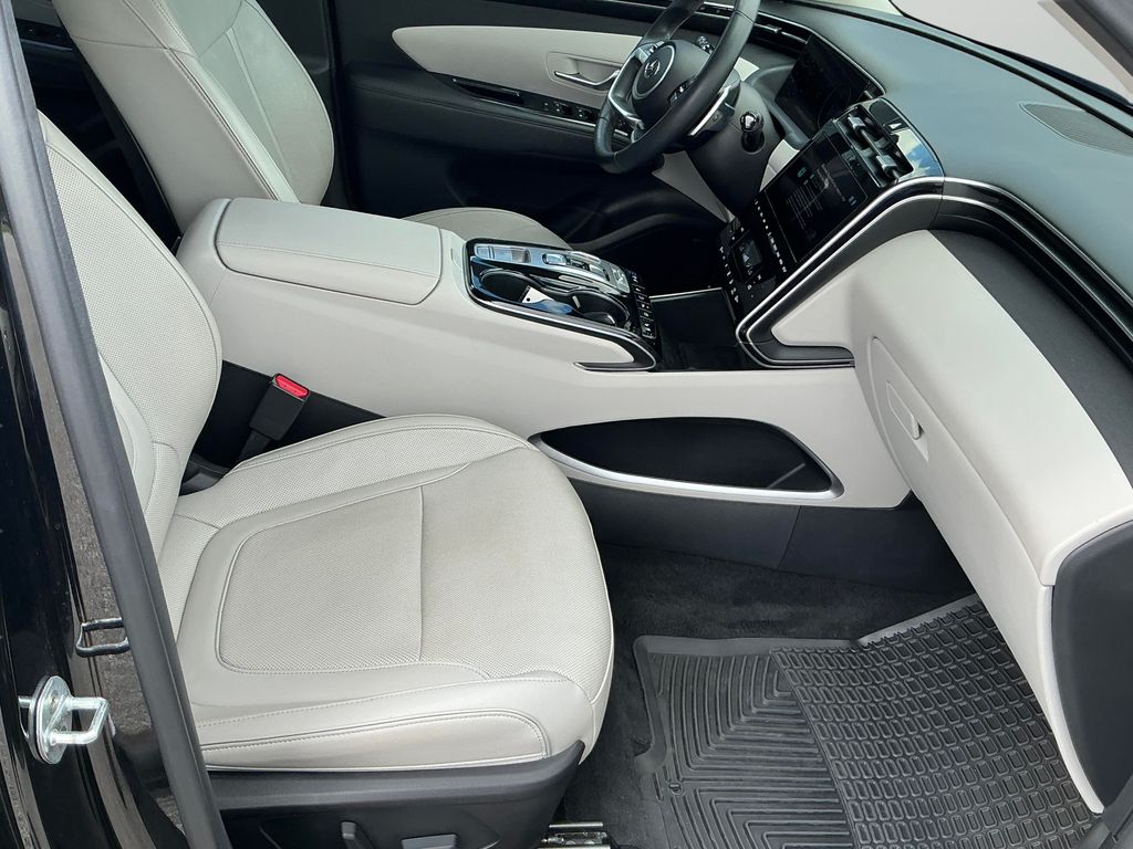 2022 Hyundai Tucson Limited - Photo 19
